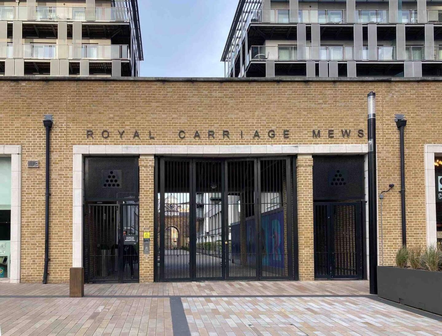 Stylish 1-Bed Flat With Sofa-Bed In London Apartment Bagian luar foto